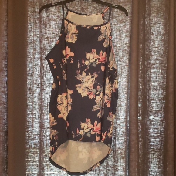 Tank Top - Picture 2 of 4